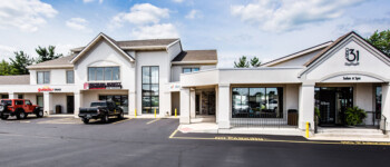 <a style="color:#ffffff;" href="/commercial-retail-space/#plaza-31">Commercial - Plaza 31</a>